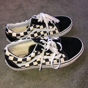 Black and White Checkered Low Top Vans